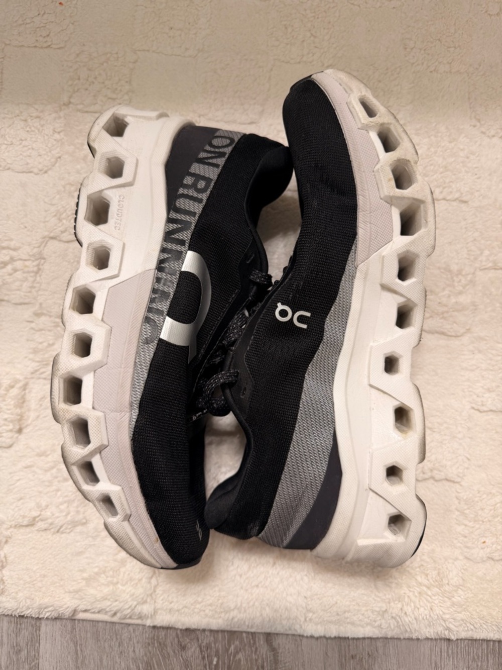 On Running Black Men's Running Shoe - USM8